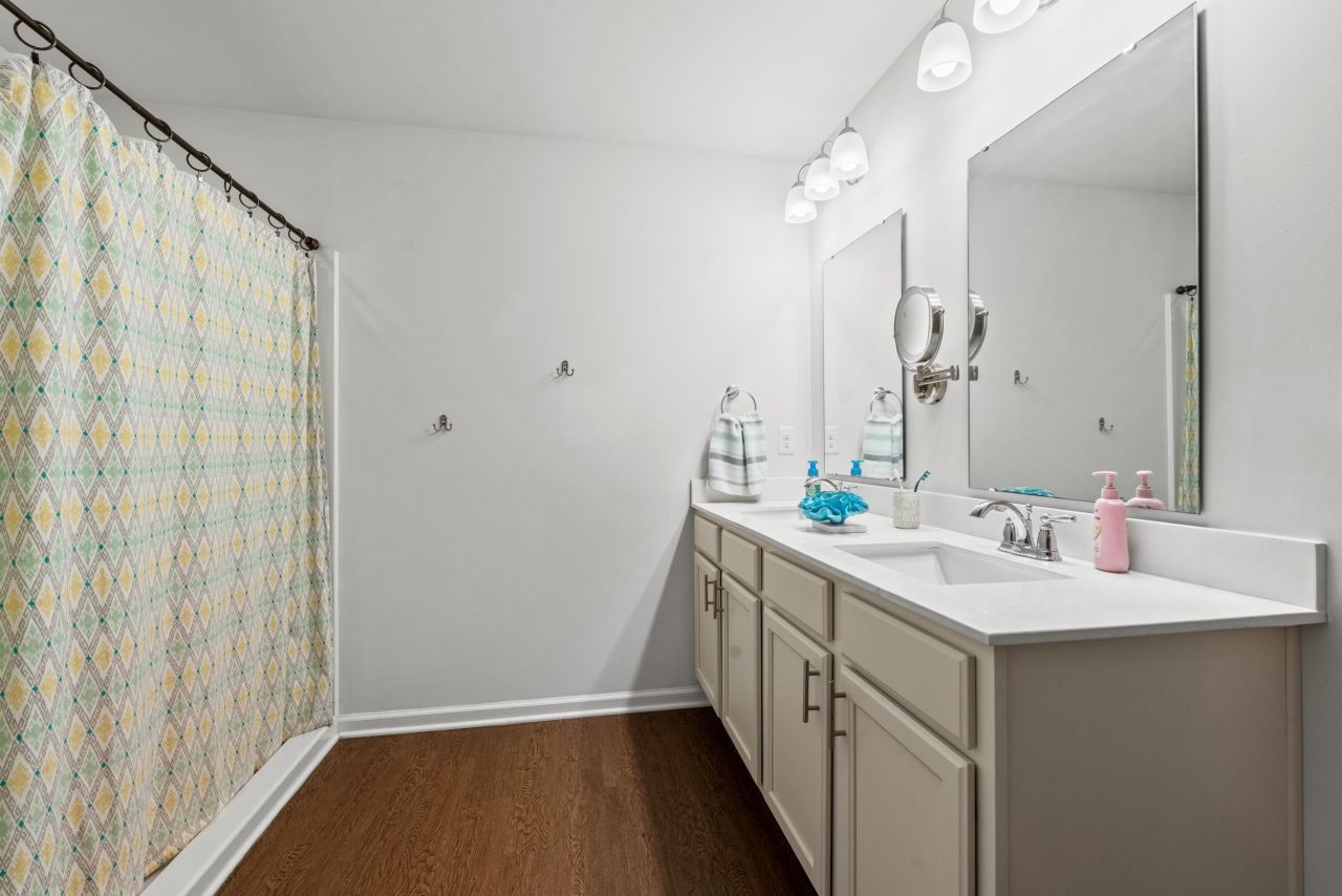 401 Quinta St. Photo 17