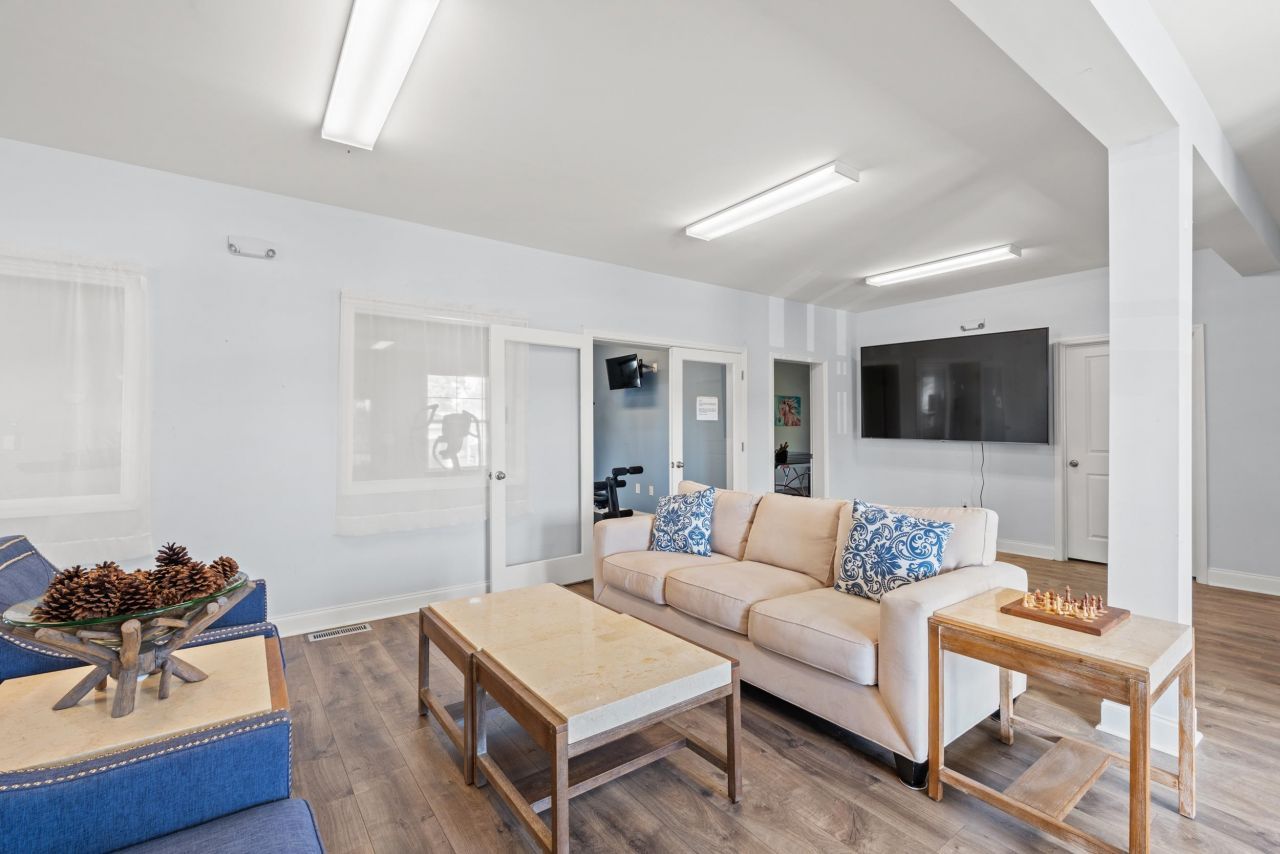 401 Quinta St. Photo 29