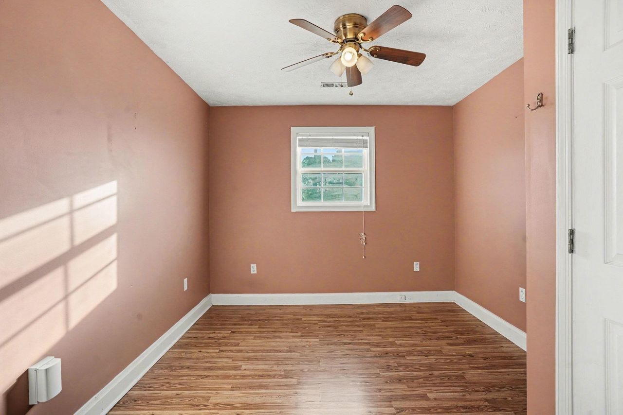 1897 Heritage Rd. Photo 10