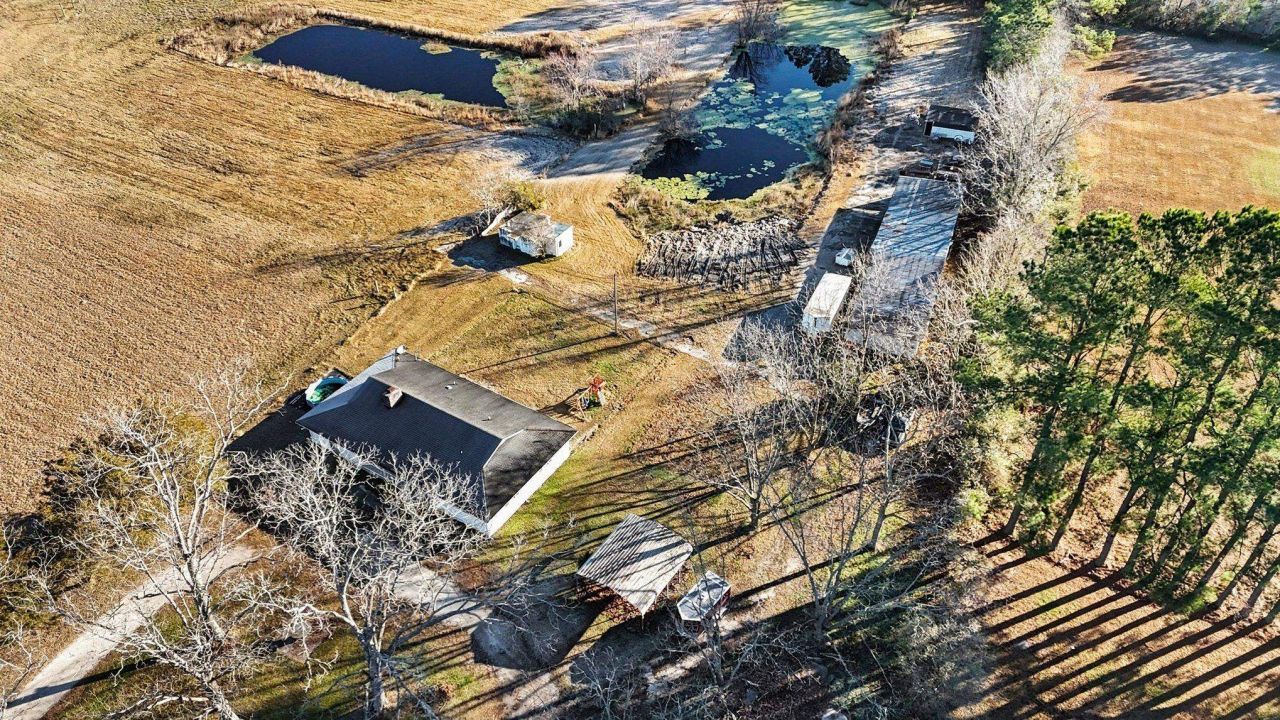 1897 Heritage Rd. Photo 28