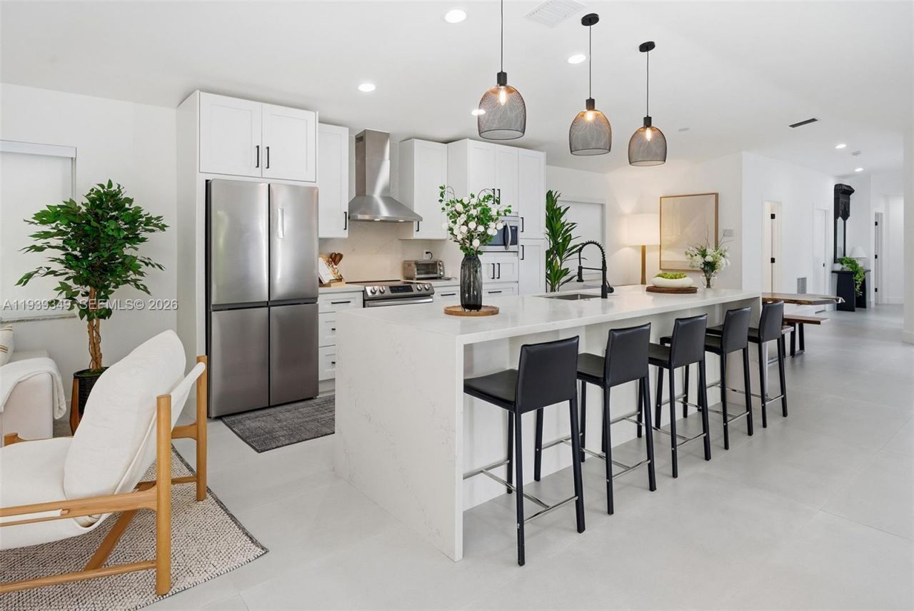 3700 Justison Rd, Miami, FL 33133 Photo