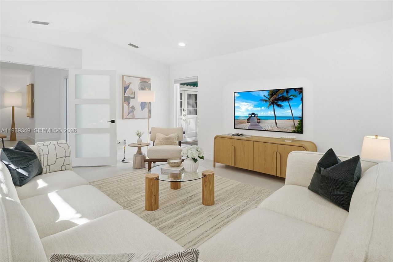 3700 Justison Rd, Miami, FL 33133 Photo