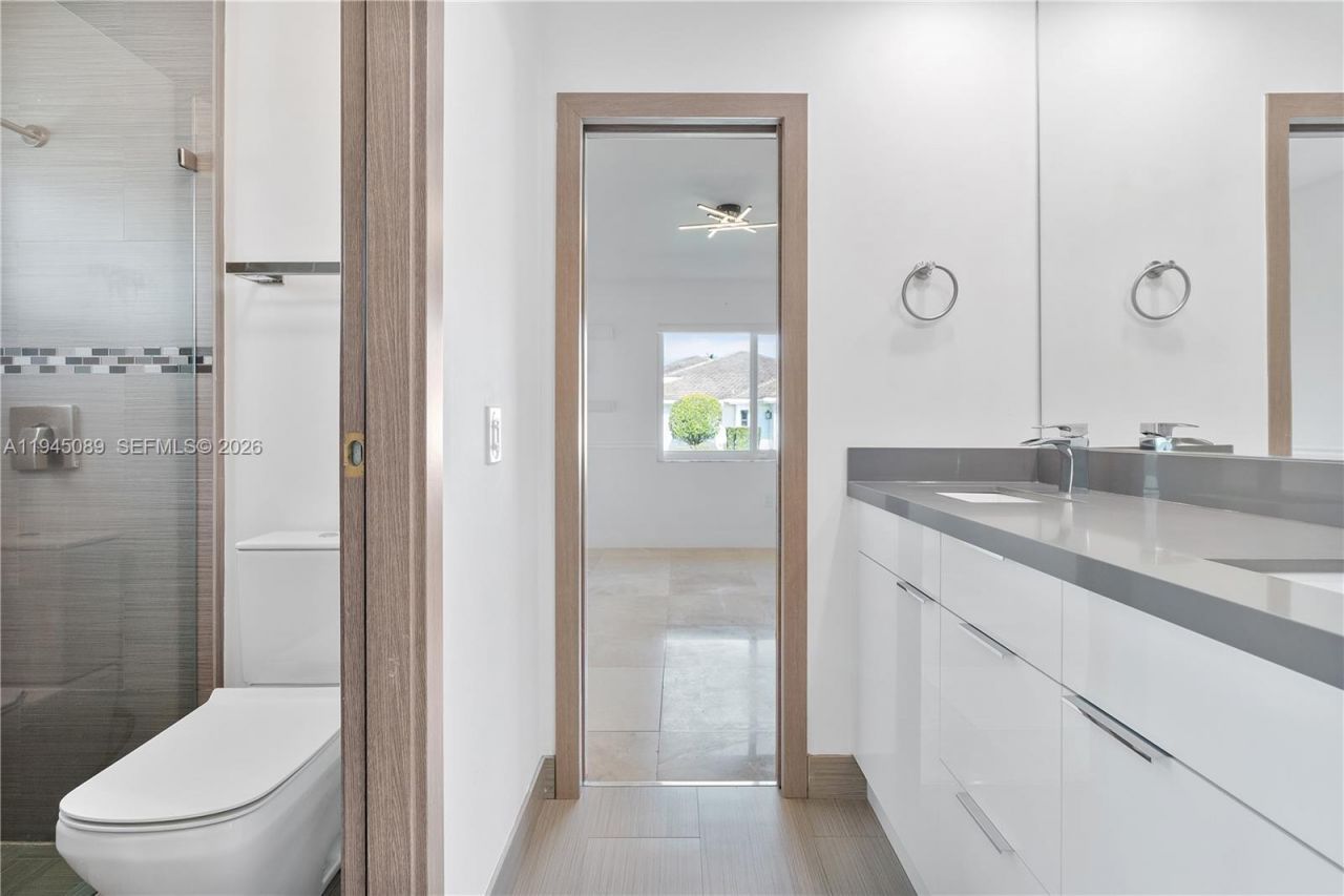 15501 SW 77th Ave, Palmetto Bay, FL 33157 Photo