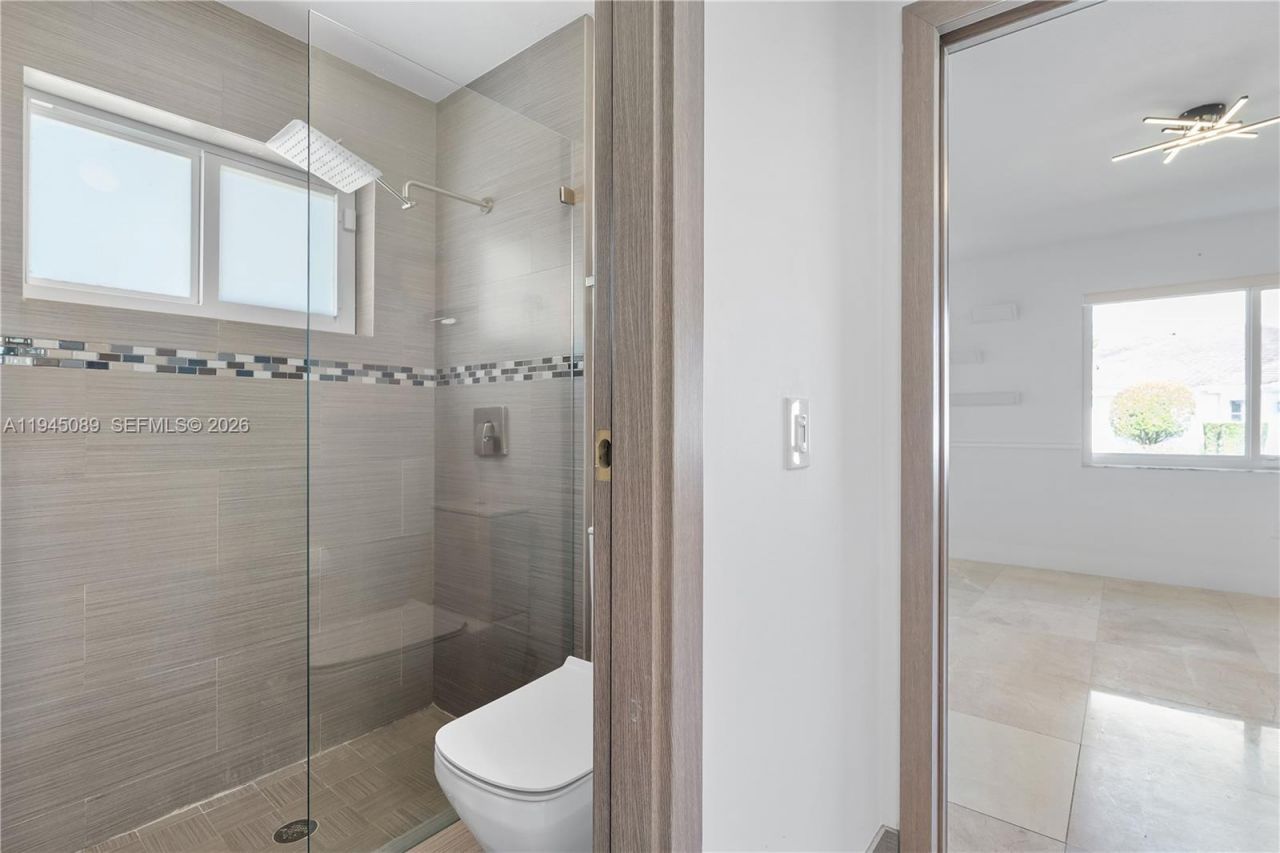 15501 SW 77th Ave, Palmetto Bay, FL 33157 Photo