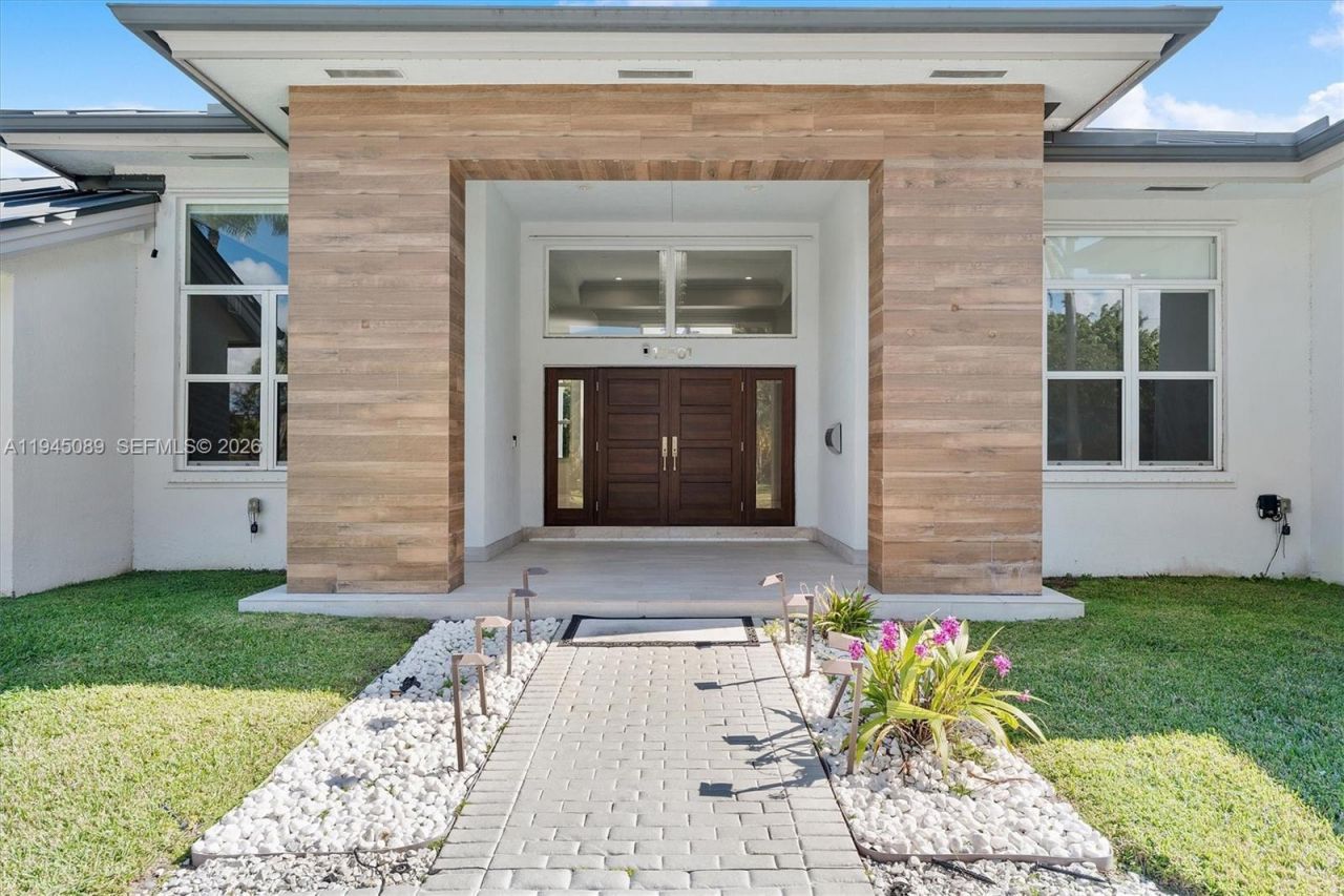 15501 SW 77th Ave, Palmetto Bay, FL 33157 Photo