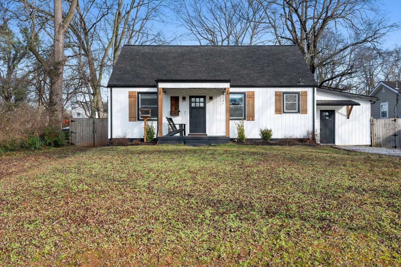 2707 Brunswick Dr, Nashville, TN 37207 Main Photo