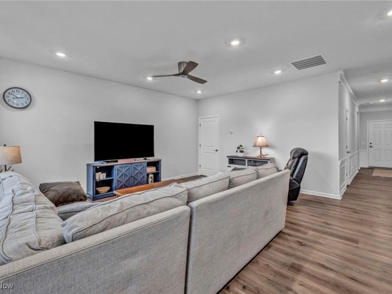 1014 Marissa Drive, Wadsworth, OH 44281 Photo 11