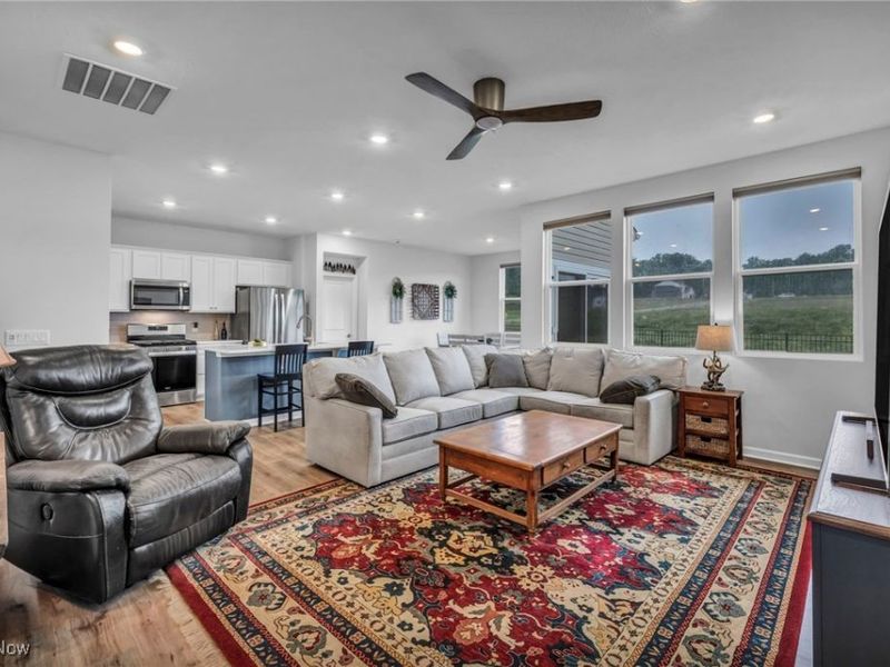 1014 Marissa Drive, Wadsworth, OH 44281 Photo 9