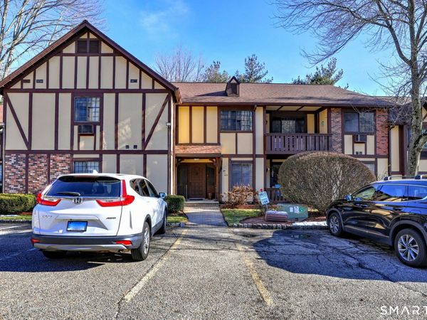 125 Warner Hill, Unit 100, Stratford, CT 06614