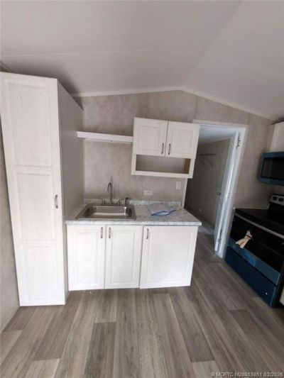 2423 NE Palm Avenue, Unit 20, Jensen Beach, FL 34957 Photo