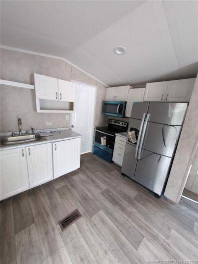 2423 NE Palm Avenue, Unit 20, Jensen Beach, FL 34957 Photo