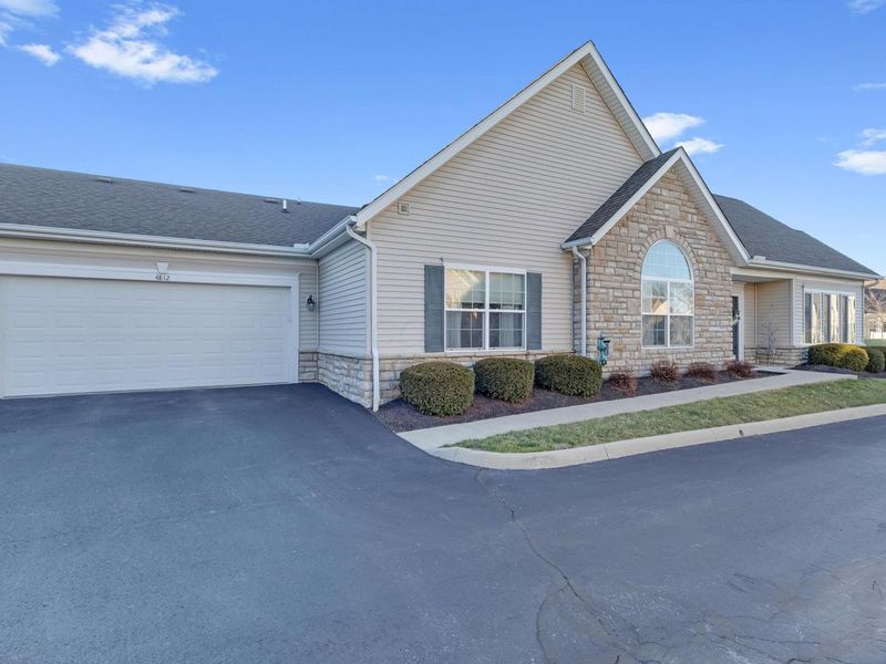 4812 Ashleigh Drive, Dublin, OH 43016 Photo 3