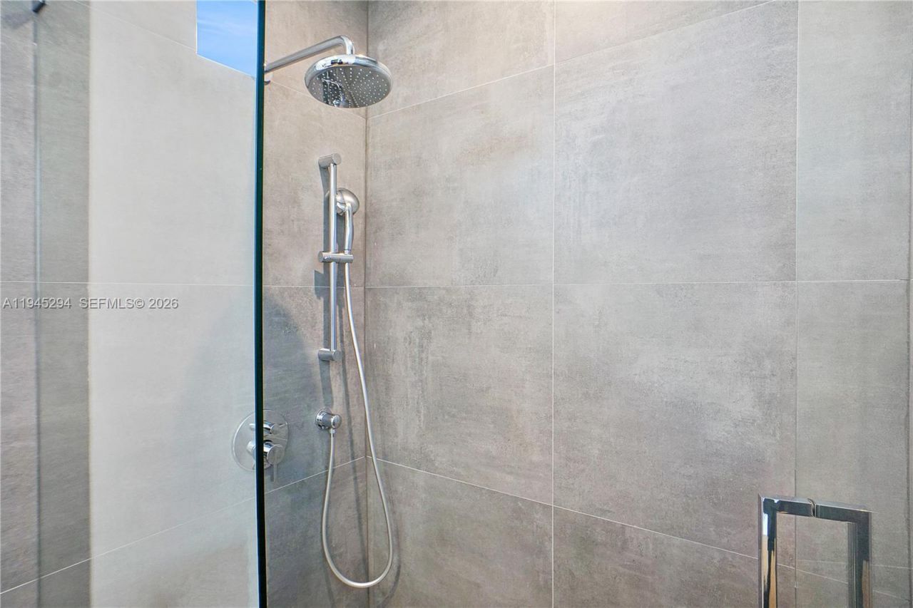 355 NW 50th St , Miami, FL 33127 Photo