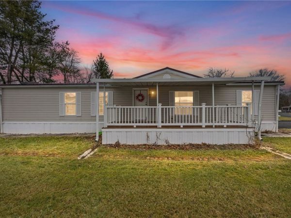 31 Picture Book Park, West Bloomfield, NY 14585