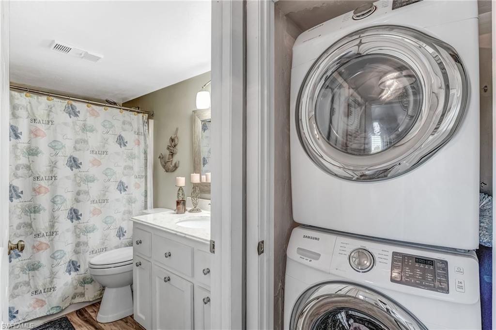 16007 Davis Rd, Unit 524, Fort Myers, FL 33908 Photo