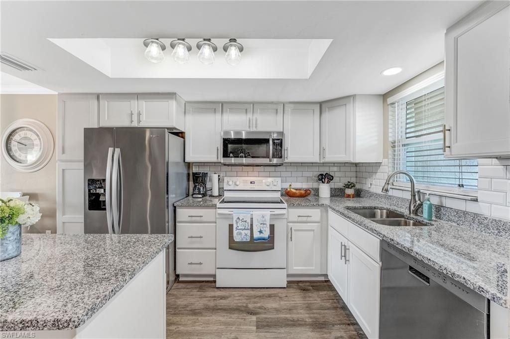 16007 Davis Rd, Unit 524, Fort Myers, FL 33908 Photo