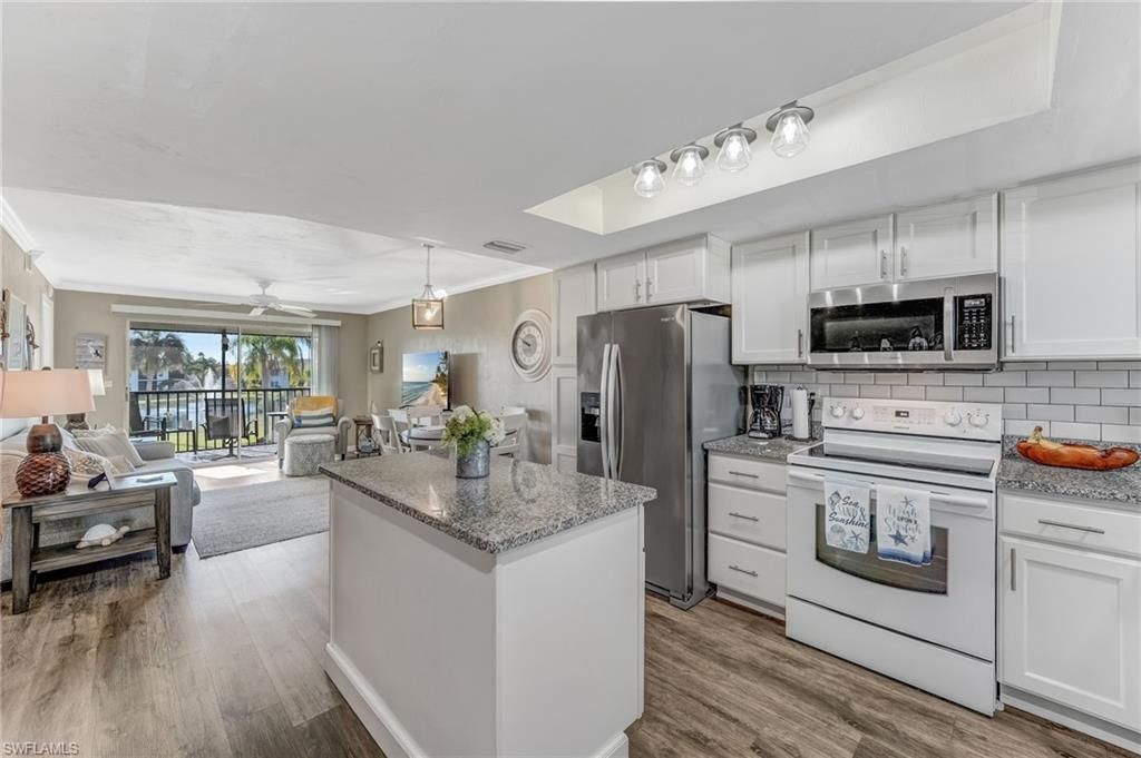 16007 Davis Rd, Unit 524, Fort Myers, FL 33908 Photo