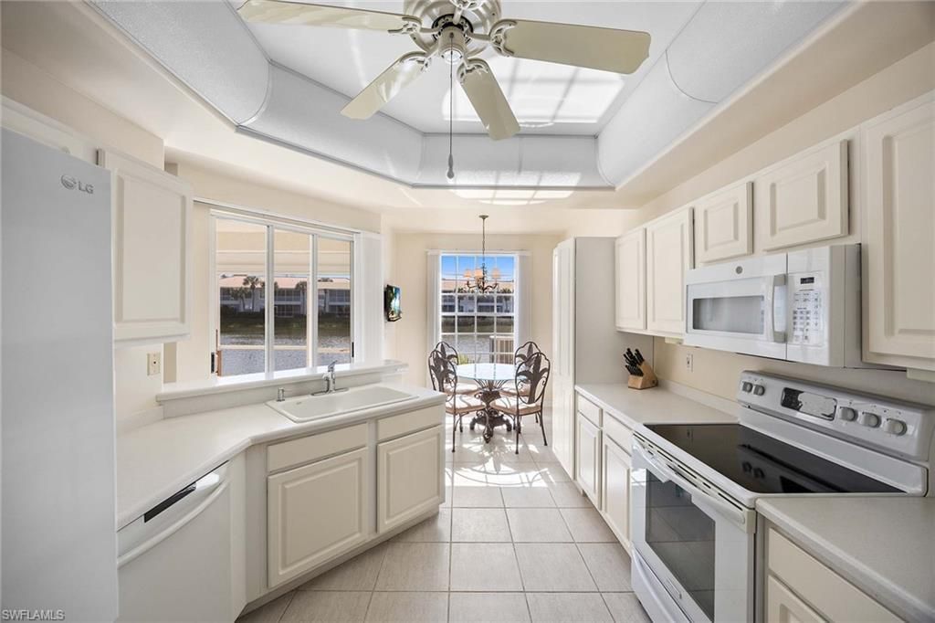 2230 Arielle Dr, Unit 1906, Naples, FL 34109 Photo