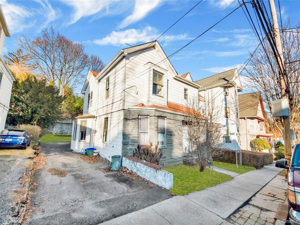 43 Lawrence Avenue, Sleepy Hollow, NY 10591