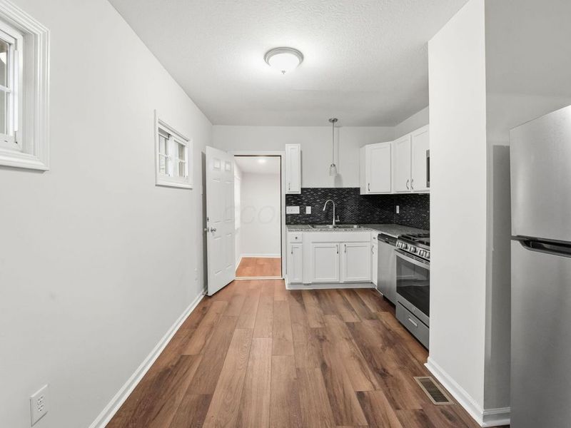 425 S Glenwood Avenue, Columbus, OH 43223 Photo 13