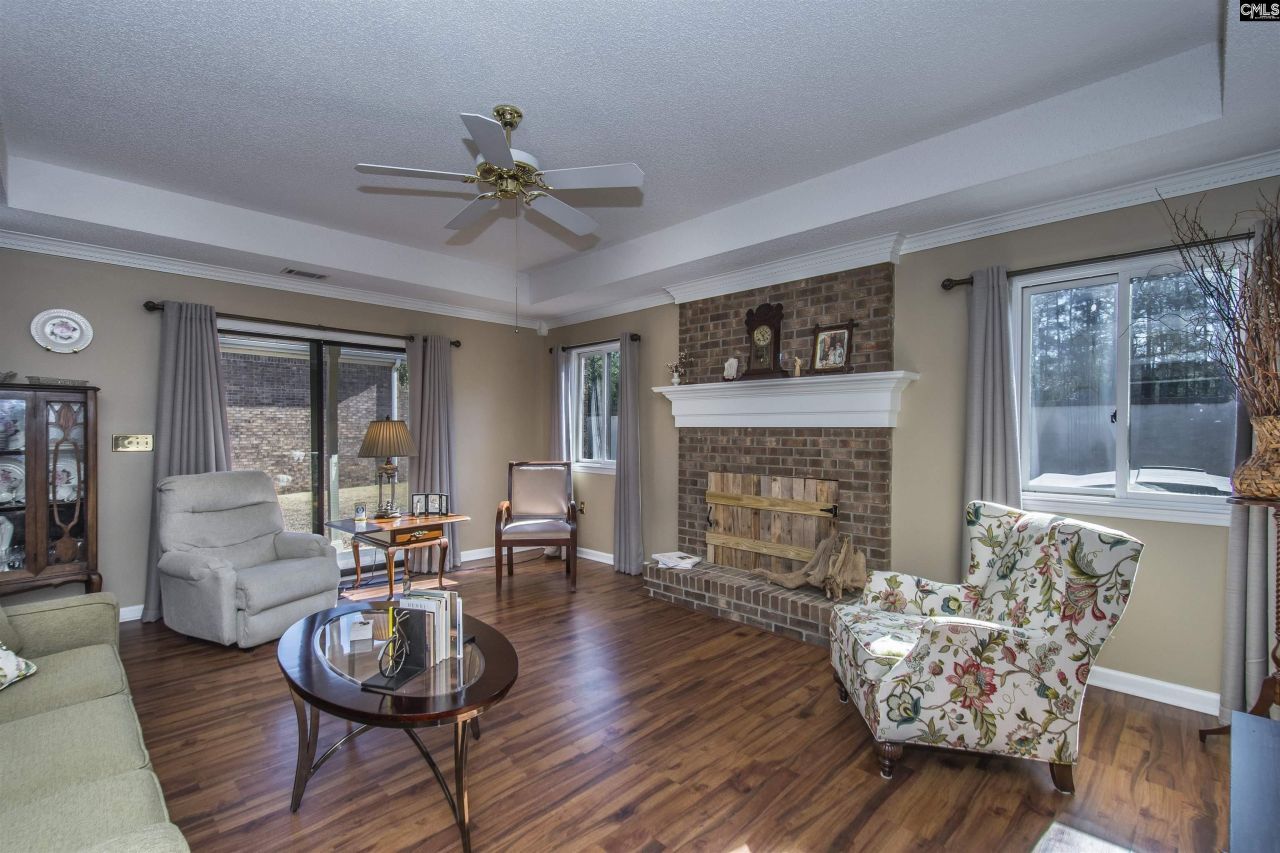 324 Patio Place Photo 11