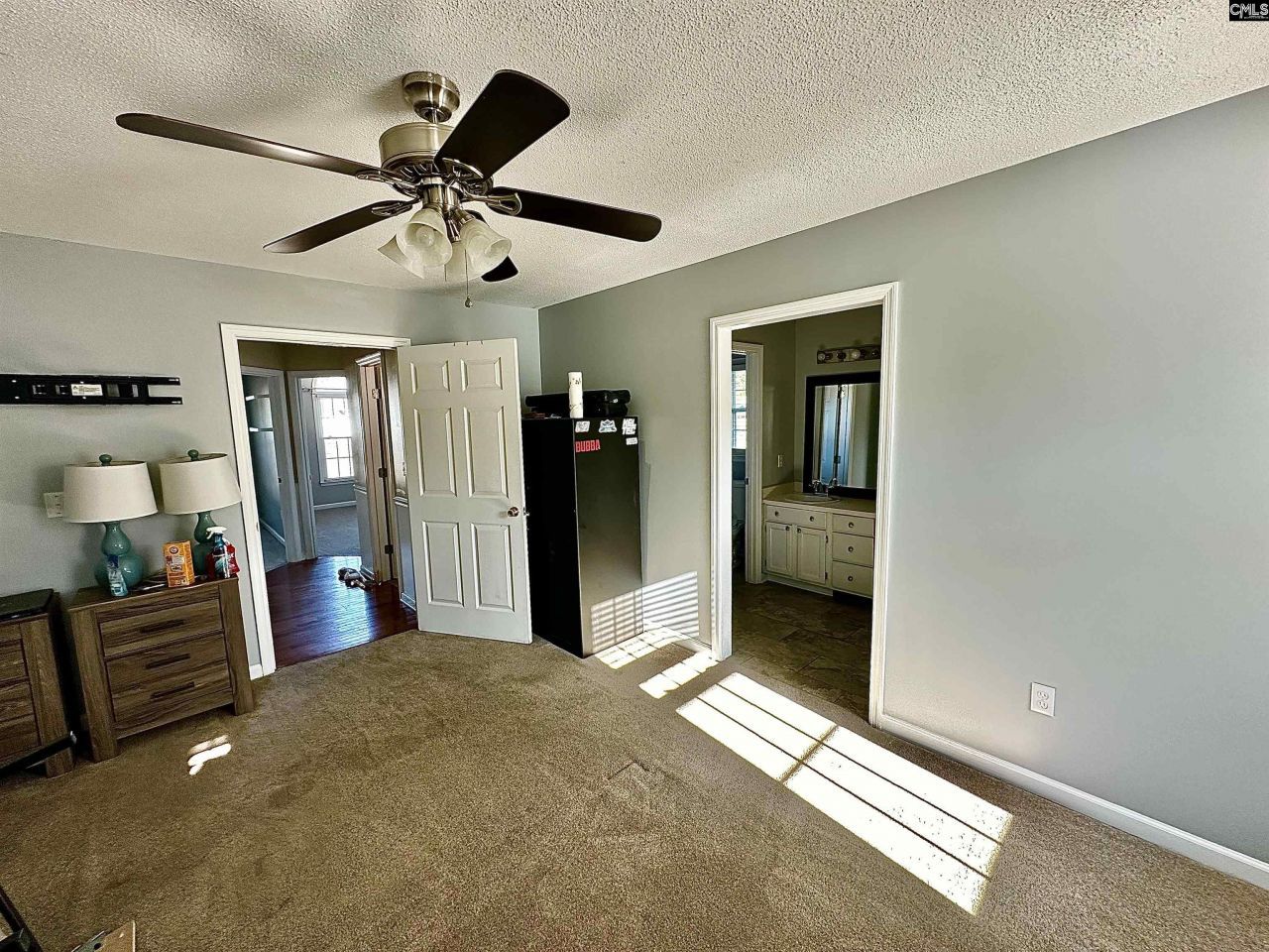 143 Arundel Drive  Photo 16