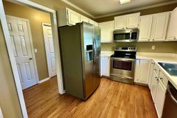 143 Arundel Drive  photo 4