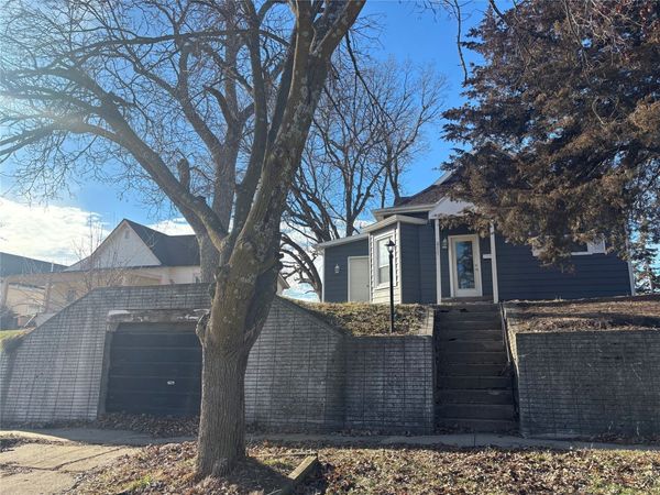 2117 5th Street, Perry, IA 50220