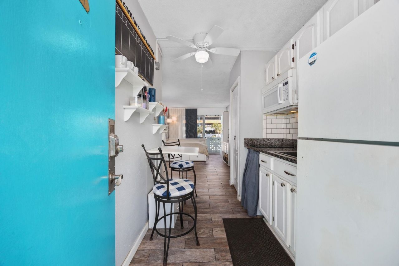 1600 S Ocean Blvd. Photo 4