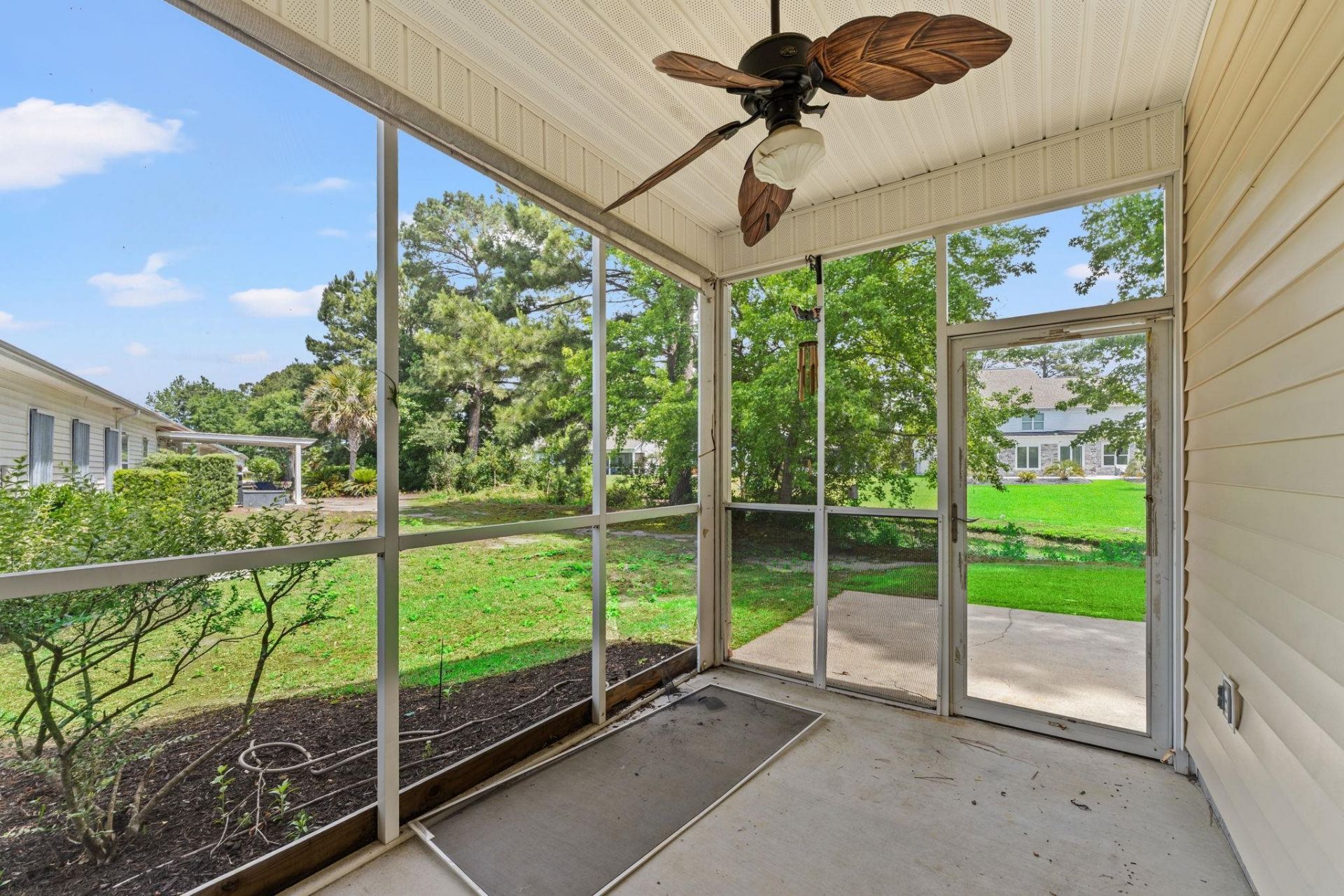 483 Deerfield Links Dr. Photo 14