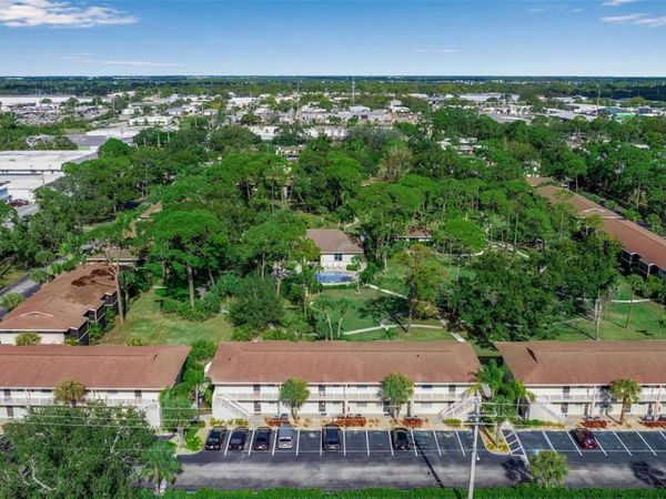 960 LA COSTA CIRCLE, Unit 3, SARASOTA, FL 34237