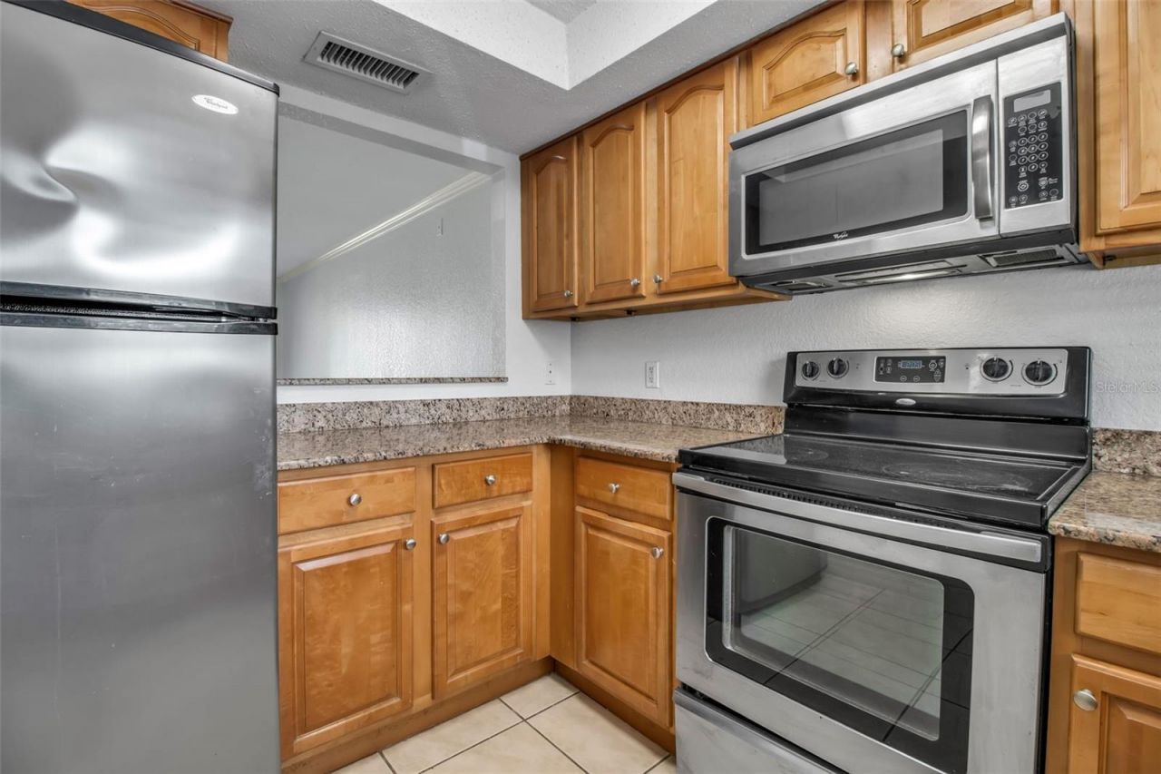 960 La Costa Circle, Unit 3, Sarasota, FL 34237 Photo