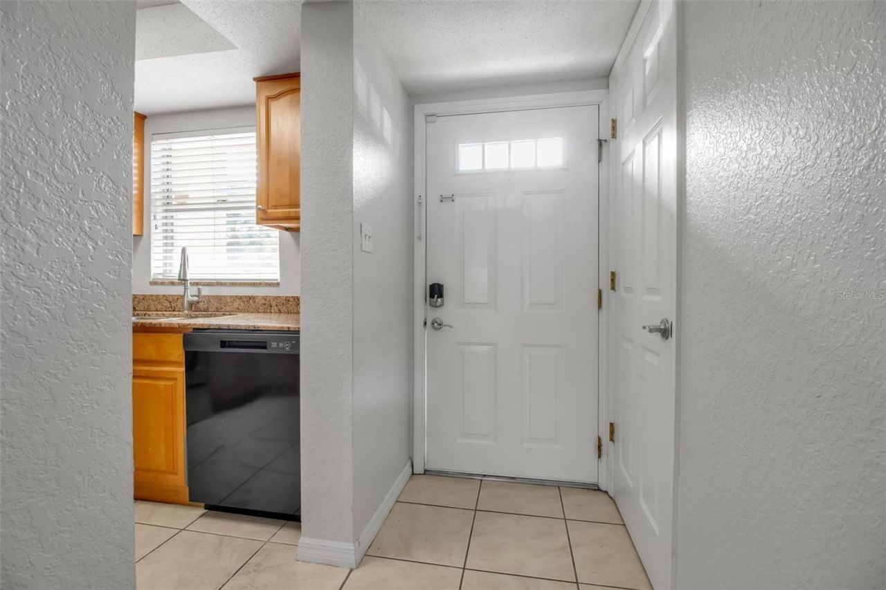 960 La Costa Circle, Unit 3, Sarasota, FL 34237 Photo