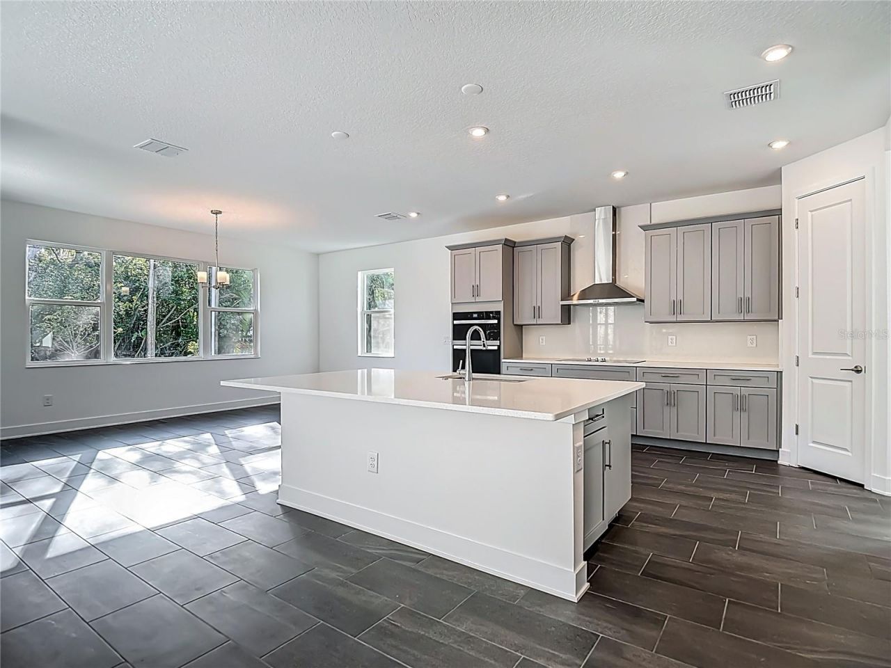 410 S West Shore Boulevard, Tampa, FL 33609 Photo