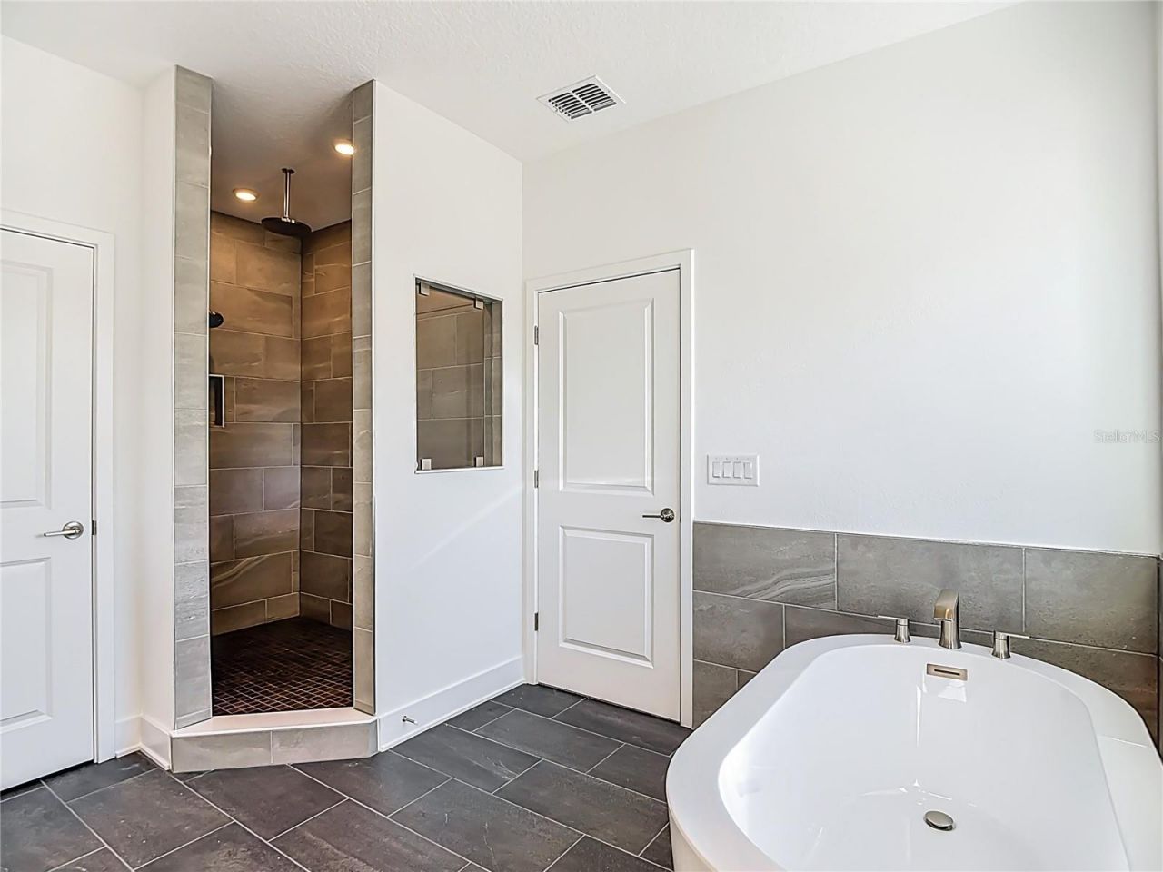 410 S West Shore Boulevard, Tampa, FL 33609 Photo