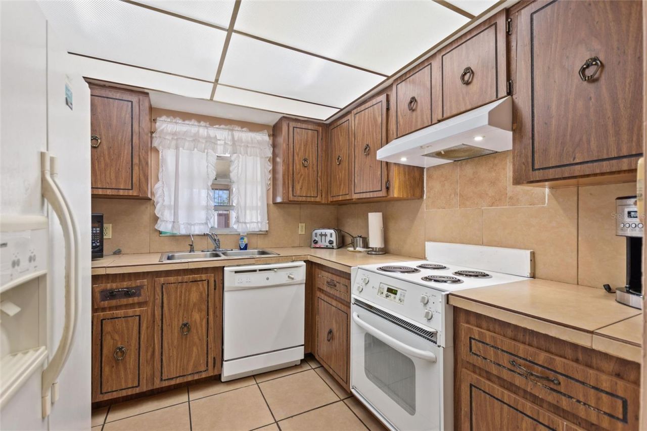 6101 Red Grange Boulevard, Indian Lake Estates, FL 33855 Photo