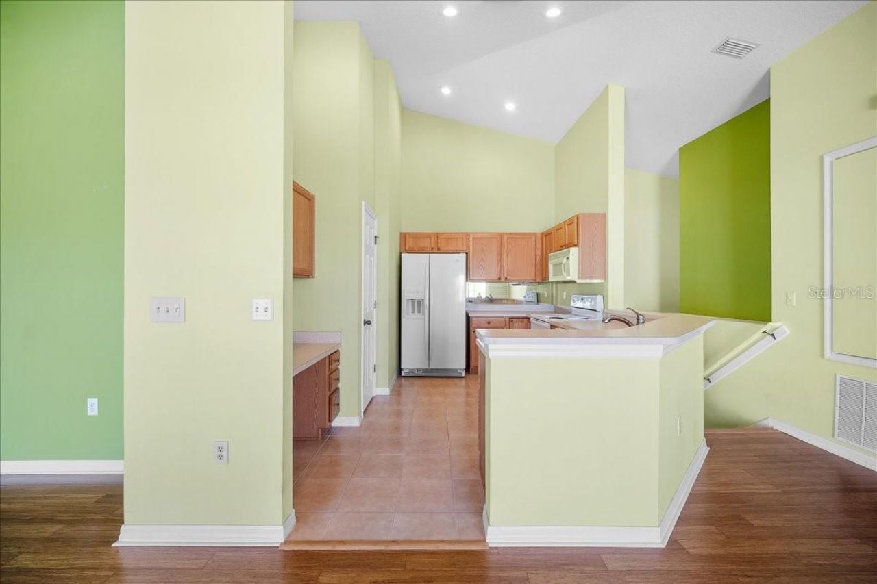 564 52nd Avenue N, Saint Petersburg, FL 33703 Photo