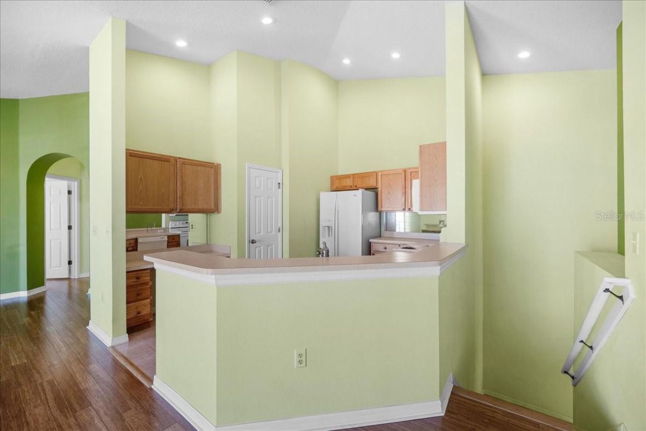 564 52nd Avenue N, Saint Petersburg, FL 33703 Photo