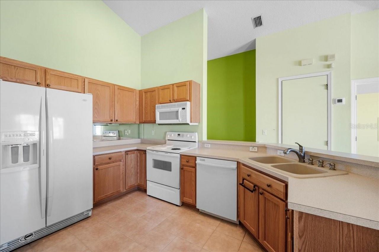 564 52nd Avenue N, Saint Petersburg, FL 33703 Photo