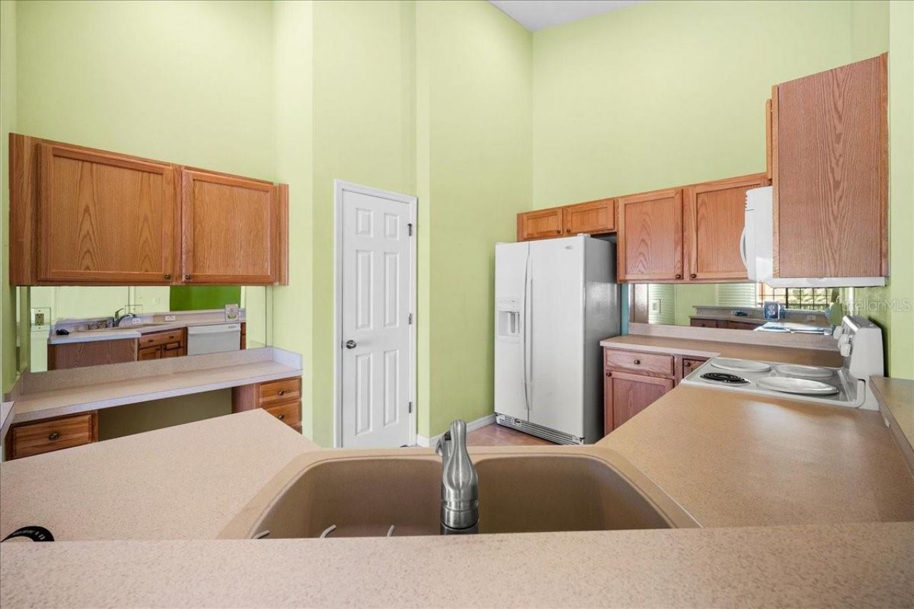 564 52nd Avenue N, Saint Petersburg, FL 33703 Photo