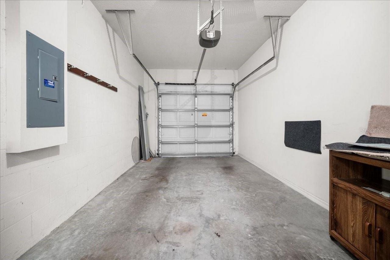 564 52nd Avenue N, Saint Petersburg, FL 33703 Photo