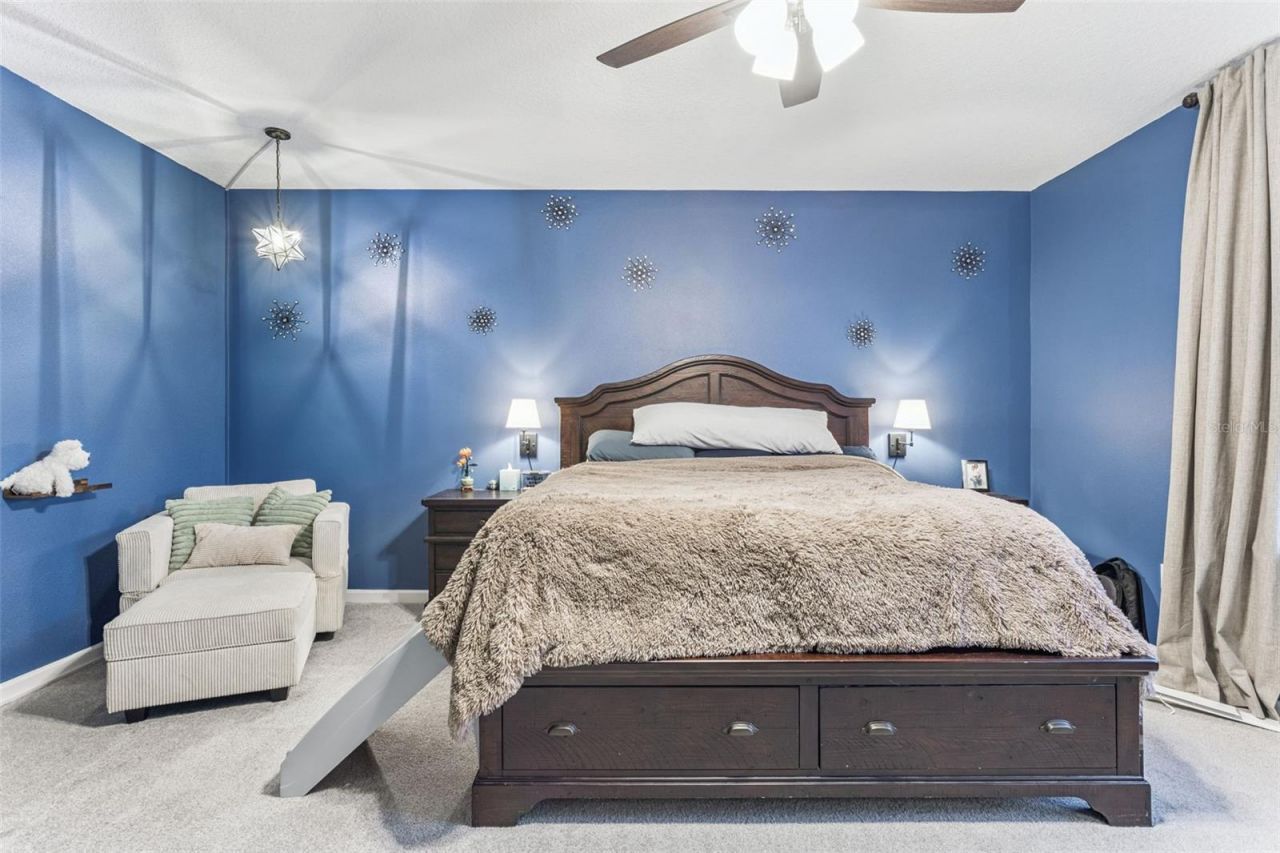 594 Via Bella Court, Howey in the Hills, FL 34737 Photo