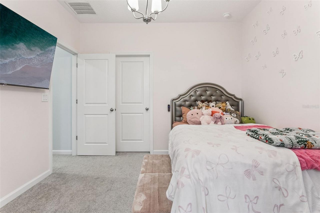 594 Via Bella Court, Howey in the Hills, FL 34737 Photo