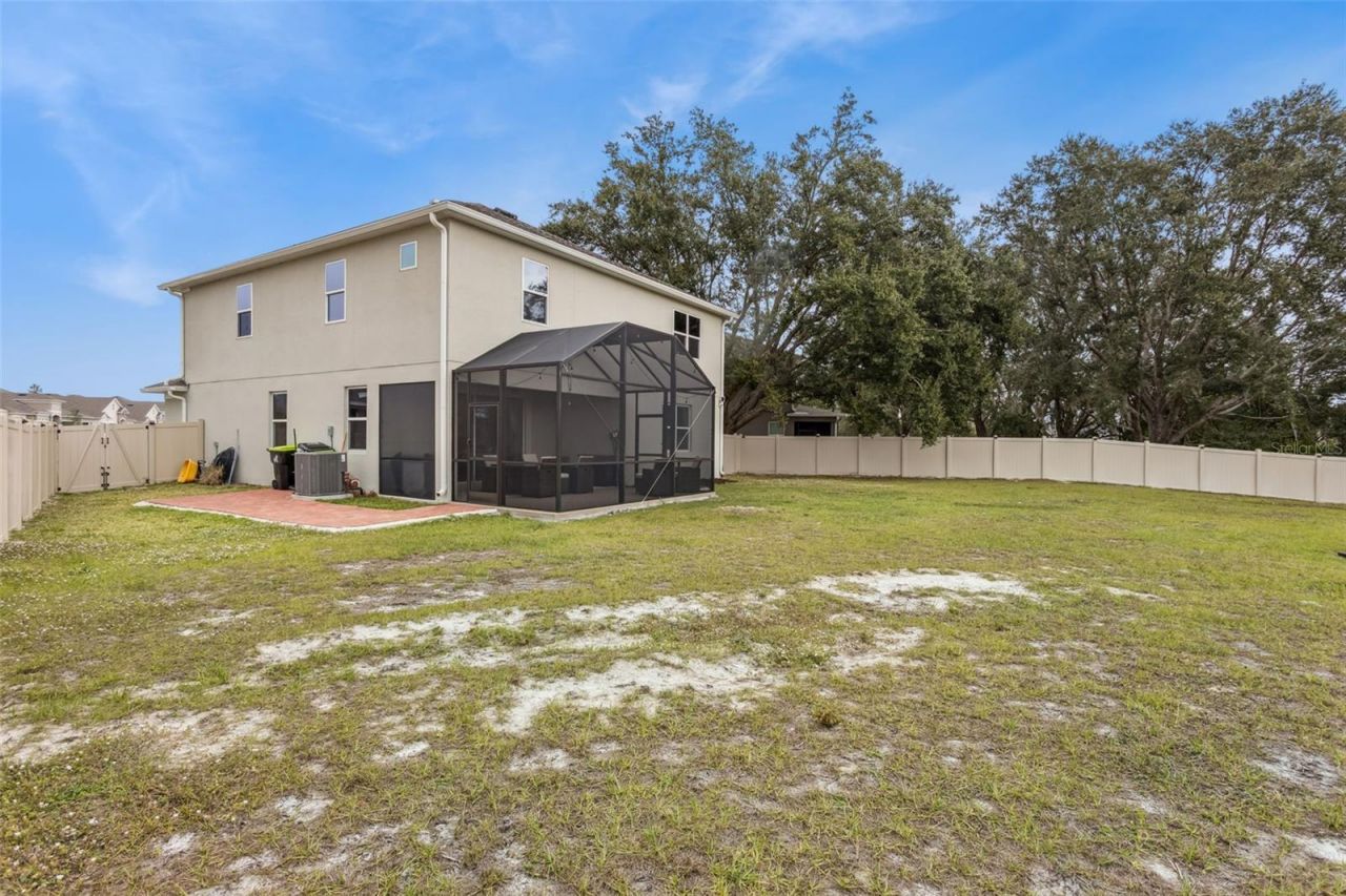 594 Via Bella Court, Howey in the Hills, FL 34737 Photo