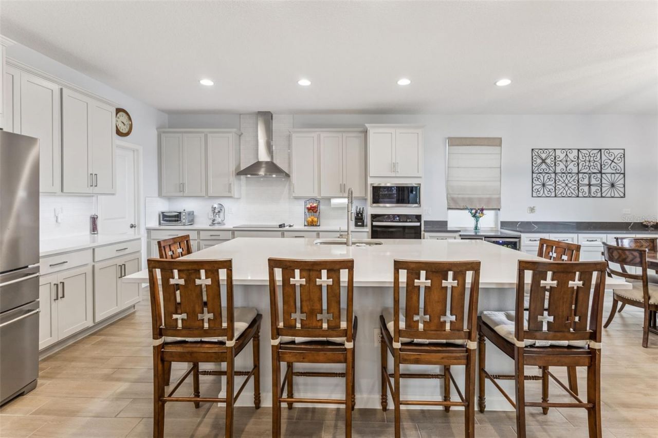 594 Via Bella Court, Howey in the Hills, FL 34737 Photo