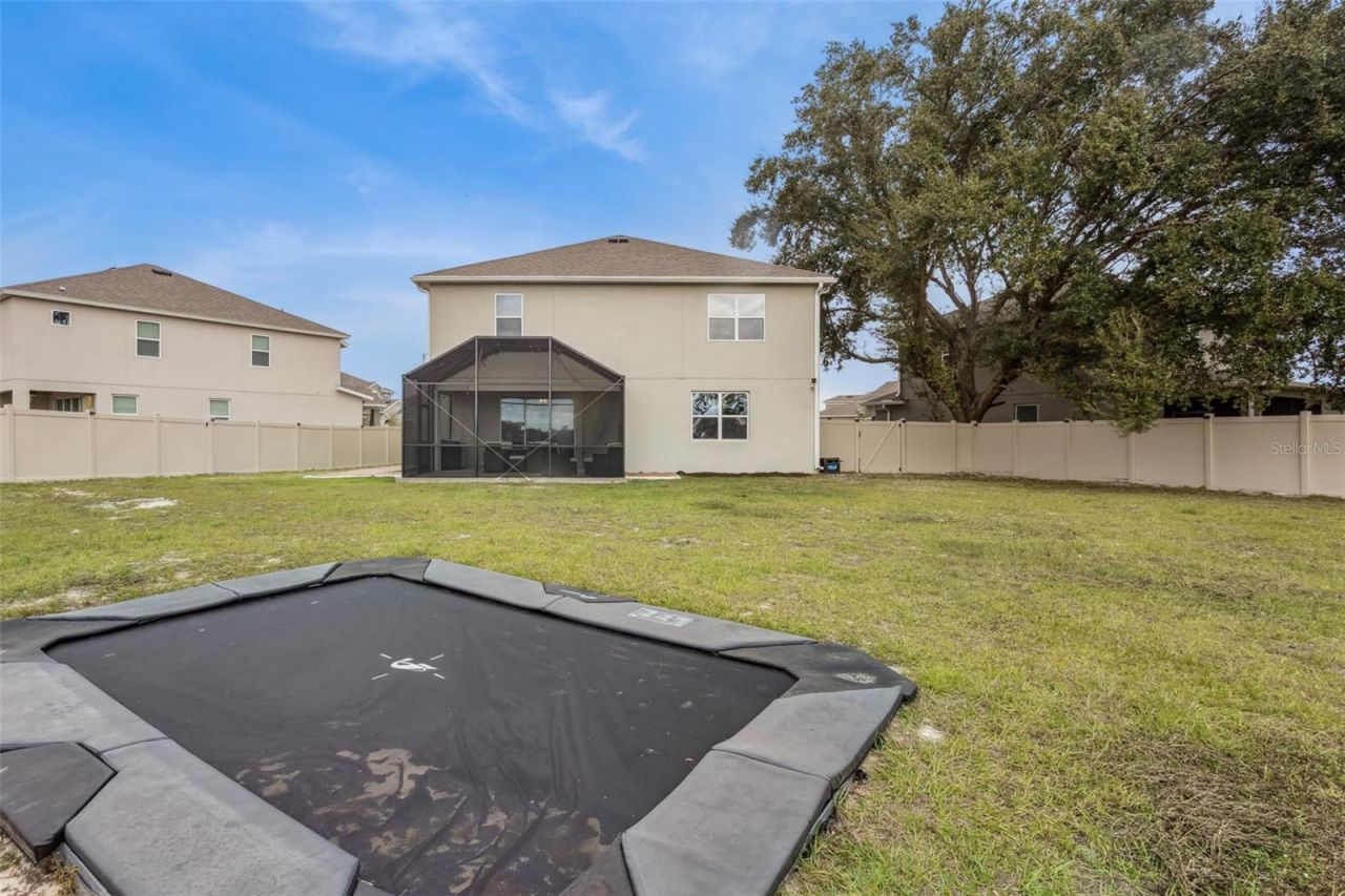 594 Via Bella Court, Howey in the Hills, FL 34737 Photo