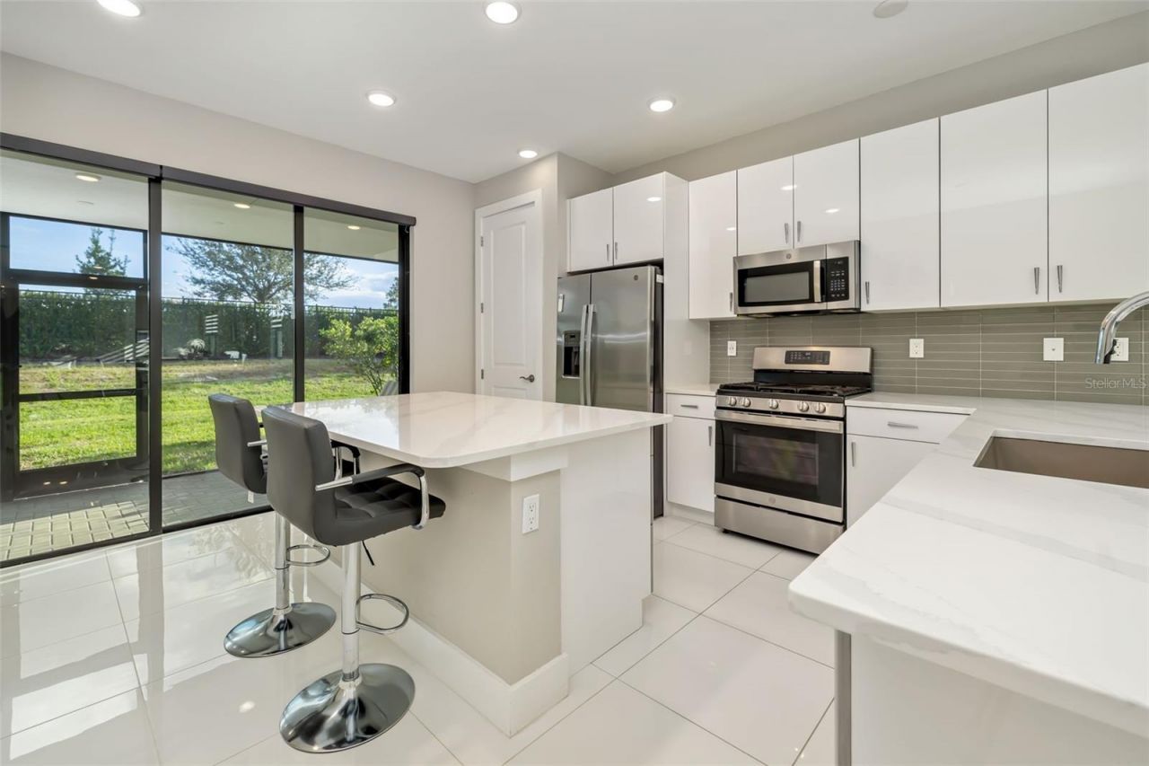 5244 Barnett Circle, Bradenton, FL 34211 Photo