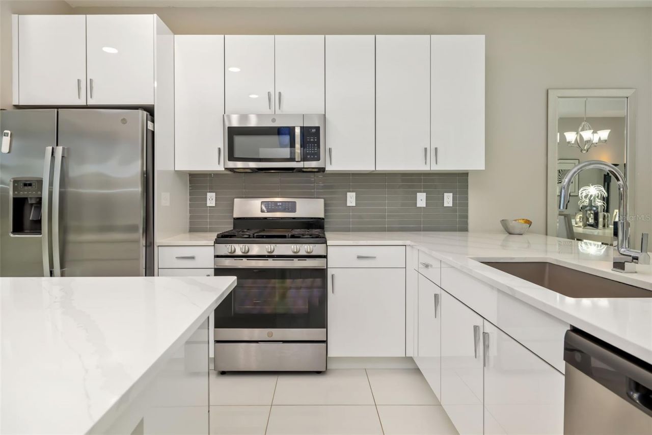 5244 Barnett Circle, Bradenton, FL 34211 Photo