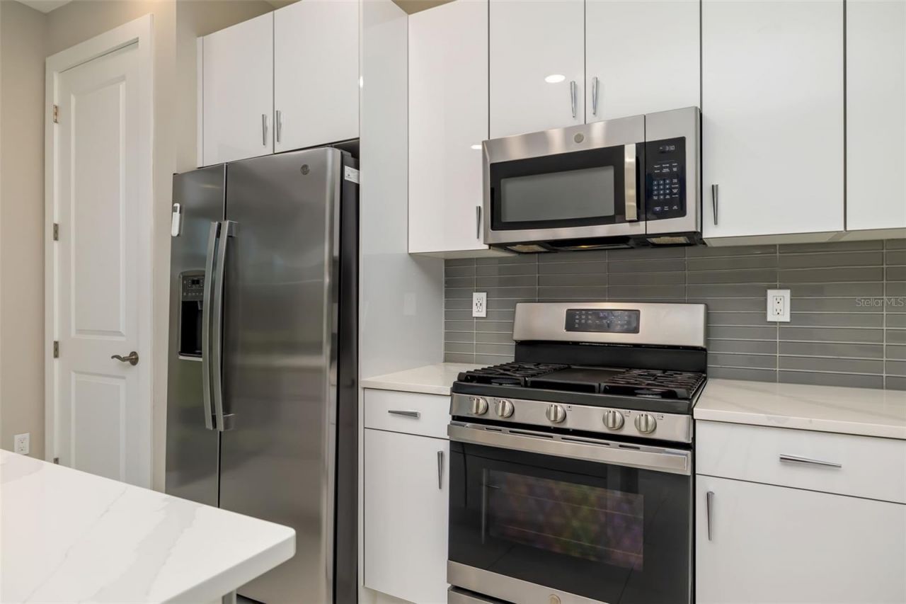 5244 Barnett Circle, Bradenton, FL 34211 Photo