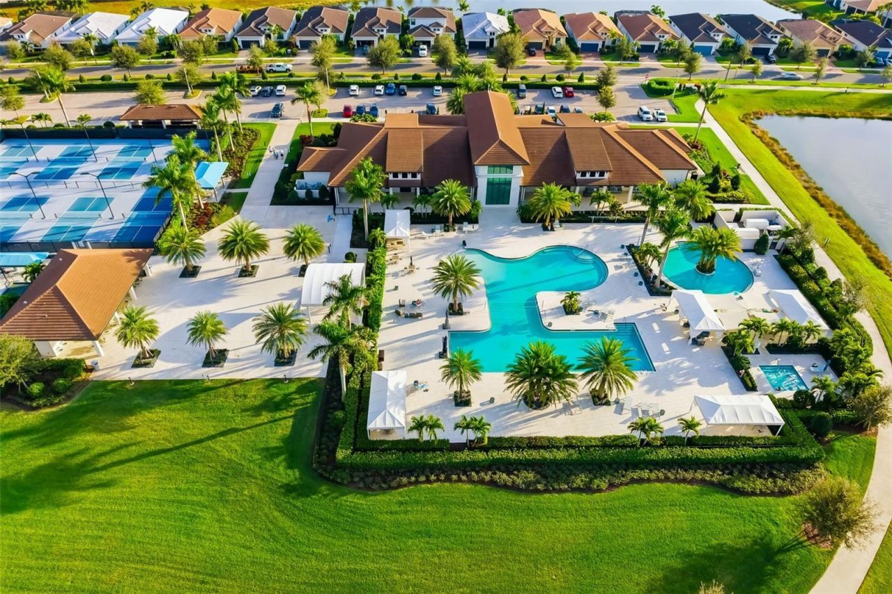 5244 Barnett Circle, Bradenton, FL 34211 Photo